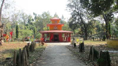 मणिका धाममा धार्मिक मेला   
